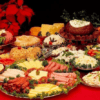 Простые и вкусные закуски на новогодний стол 2021. Рецепты вкусных салатов